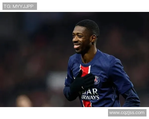 足球场上的逆袭传奇：那些曾被低估的球星如何逆转命运成就辉煌